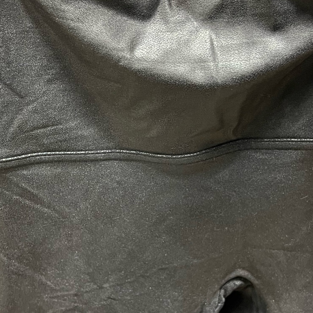 SPANX Faux Leather Leggings - Picture 5 of 5
